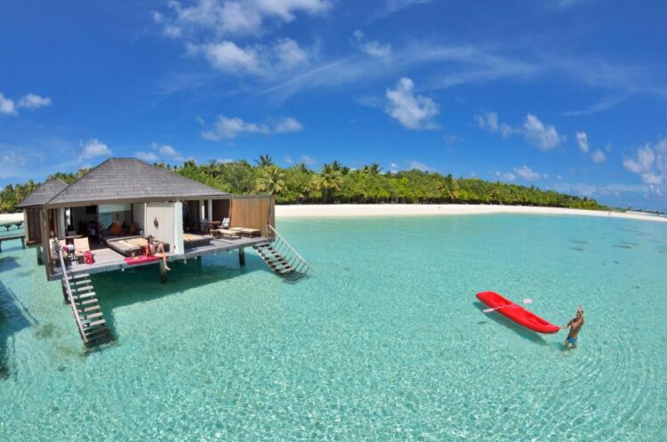 heaven island resort 750x497 1 - Top 5 Retreats In Maldives Everybody Should Visit