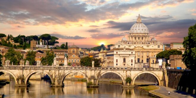 vatican 660x330 1 - How Many Days Will Be Enough For A Trip To The Vatican?